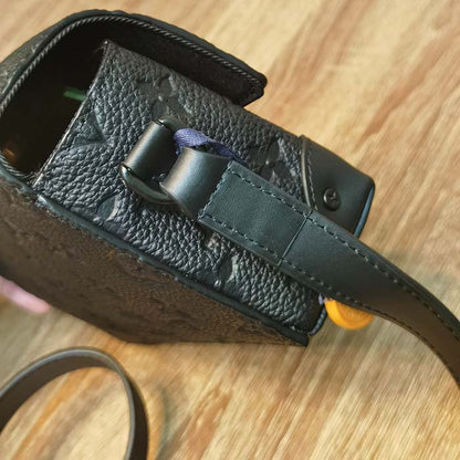 Louis Vuitton LV Unisex Steamer Wearable Wallet Black Embossed Cowhide Leather