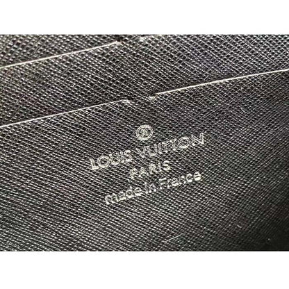Louis Vuitton Women LV Twist Belt Chain Pouch Black Silver Epi Grained Cowhide Leather