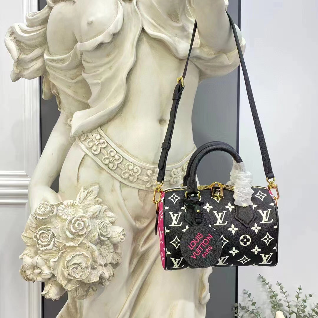 Louis Vuitton Women Speedy Bandouliere 20 Bag Black Printed Embossed Grained Cowhide