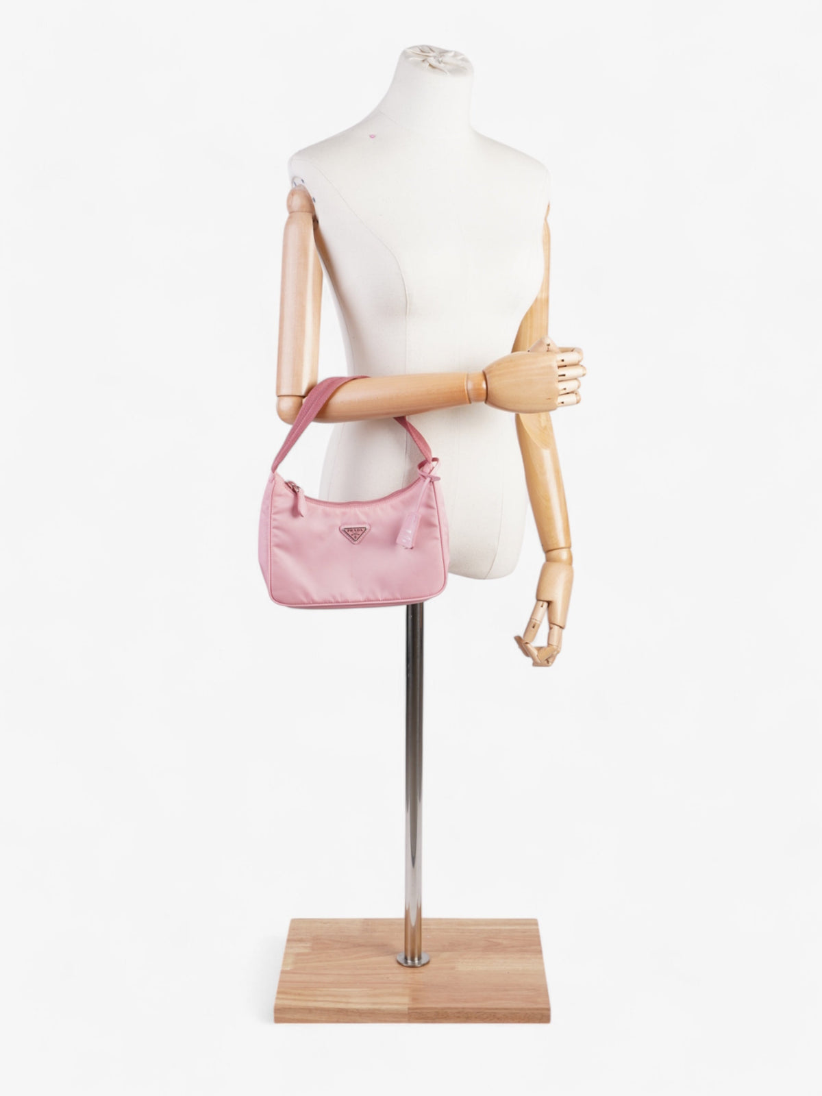 Prada Re-Edition 2000 Baby Pink Nylon