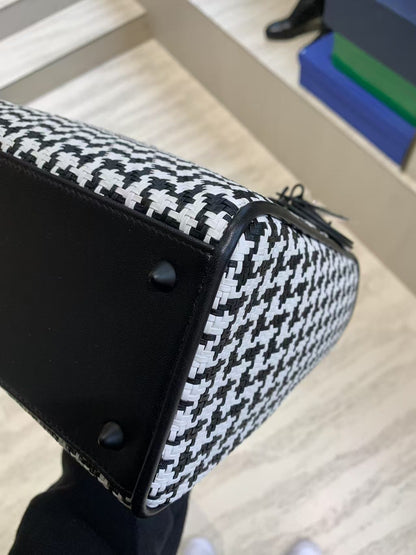 Pre-owned Certified Dior Limited Edition Medium Lady Dior Lambskin Woven Houndstooth with So Black Hardware, 2019, Full Set