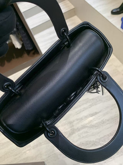 Pre-owned Certified Dior Limited Edition Medium Lady Dior Lambskin Woven Houndstooth with So Black Hardware, 2019, Full Set