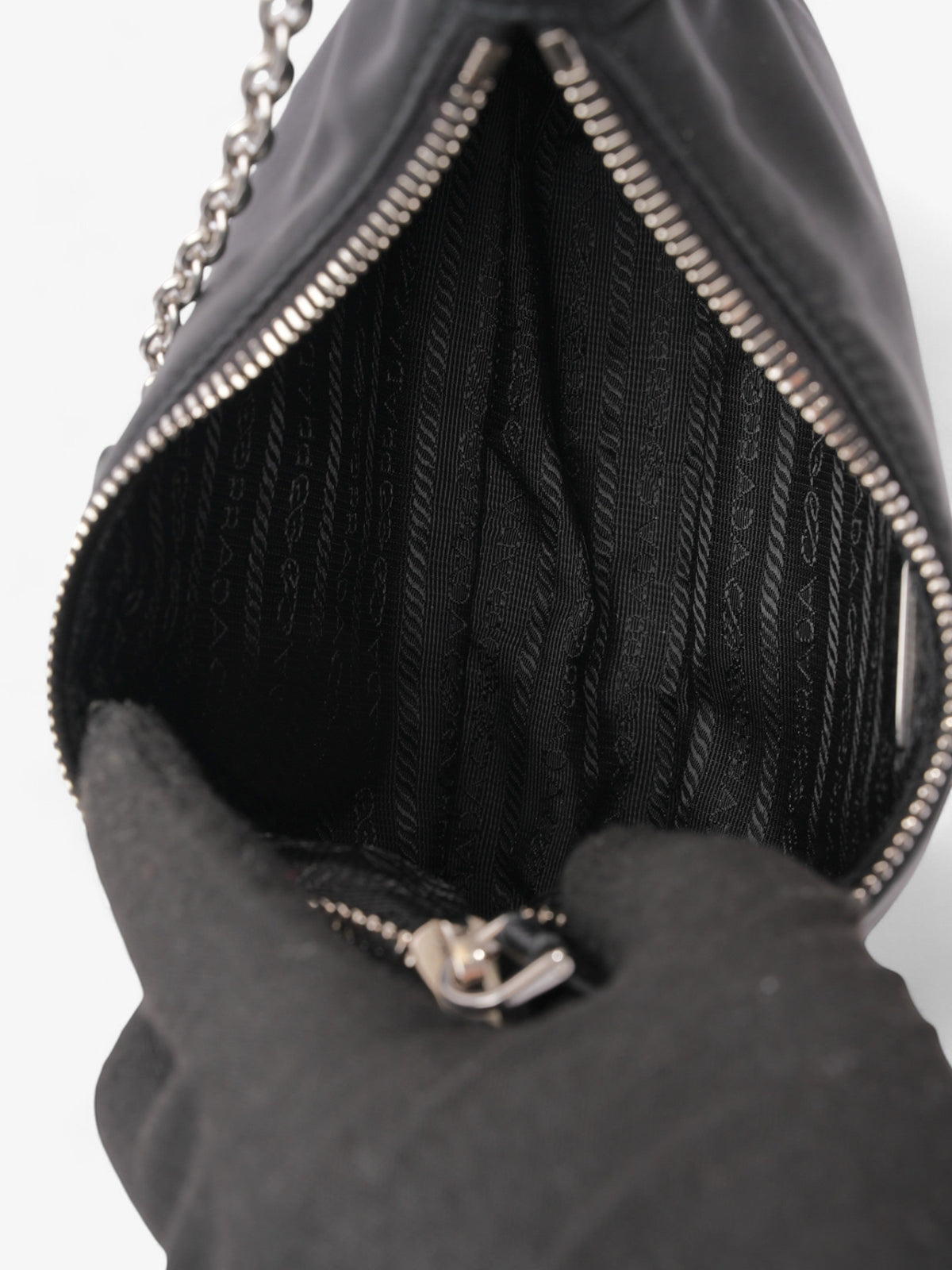 Prada Re-Edition 2005 Black Nylon