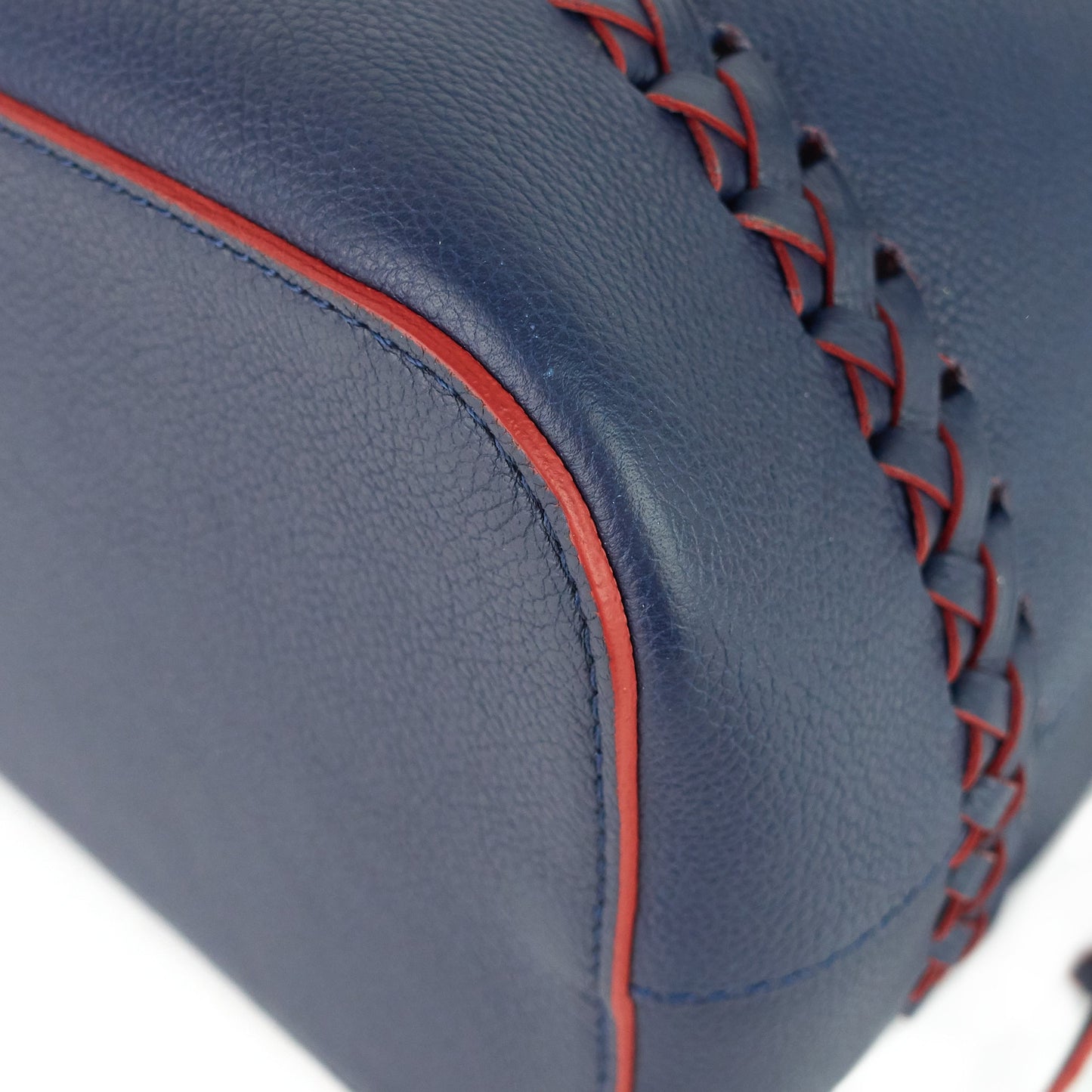 LOUIS VUITTON LockMe Calfskin Leather Braided Bucket Bag