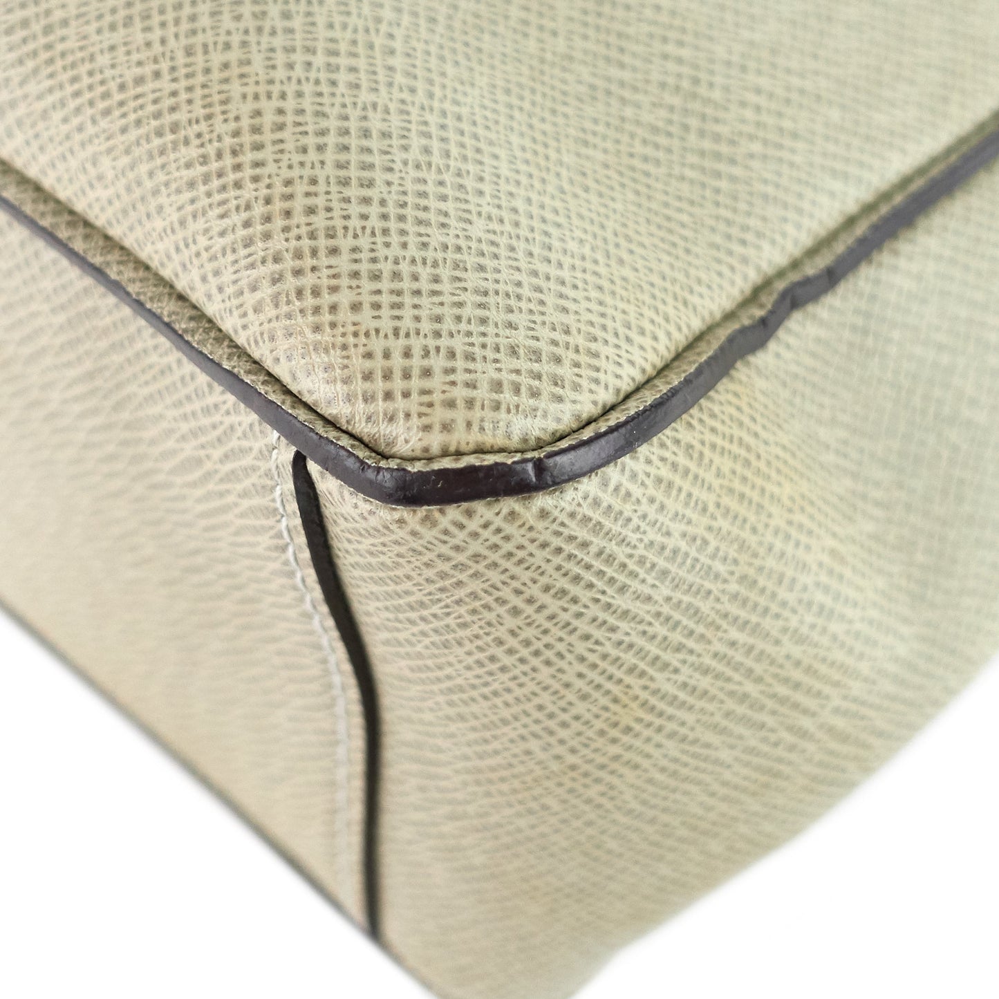 LOUIS VUITTON Milo Taiga Leather Messenger Bag