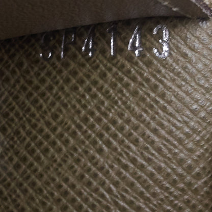 LOUIS VUITTON Brazza Taiga Leather Wallet
