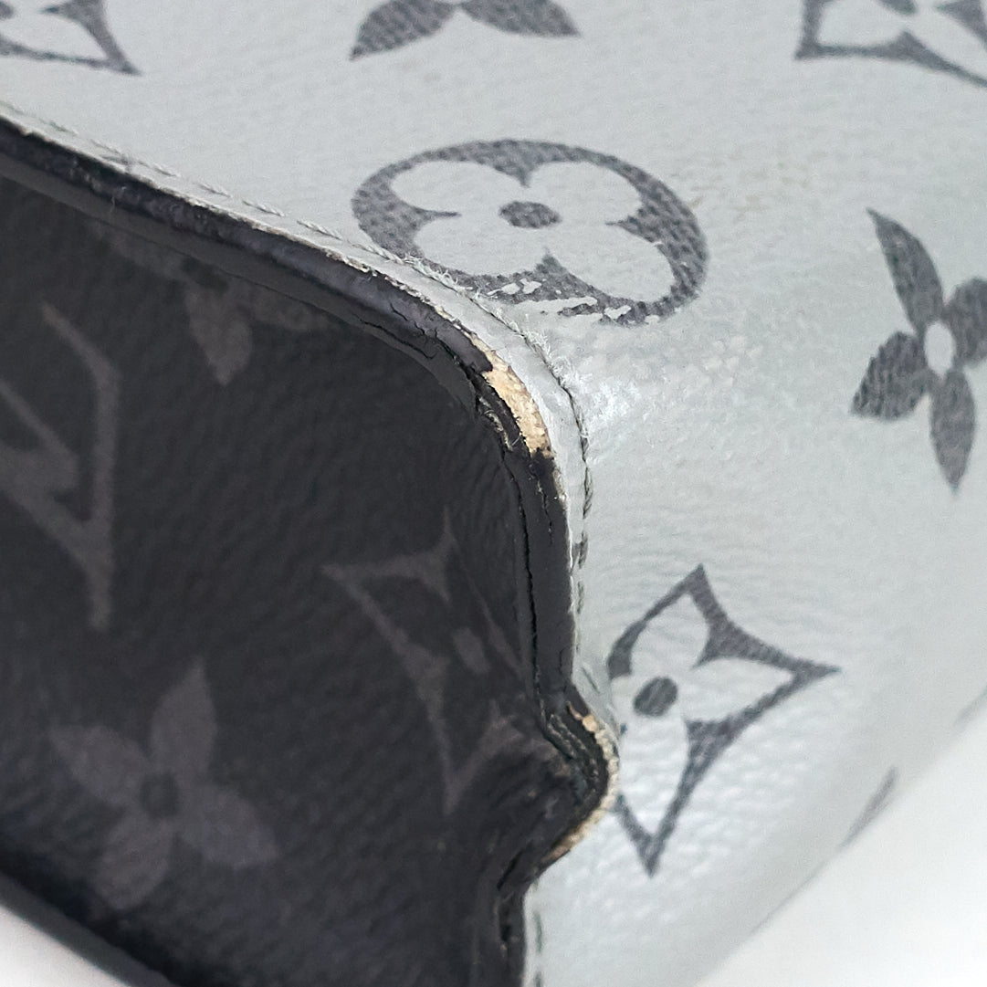 LOUIS VUITTON Voyage MM Monogram Eclipse Split Pochette