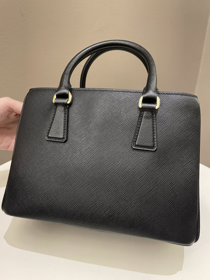 Prada Re-Edition Galleria Tote Black Saffiano Leather