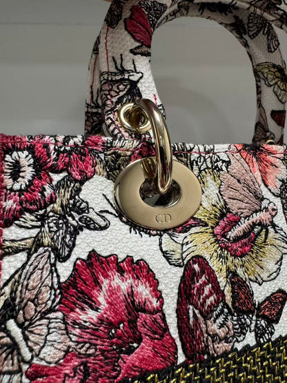 Pre-owned Certified Dior Lady D-Lite Medium Butterfly Floral Embroidered Canvas with Light Golden Hardware, 2021, w/ dust bag, strap