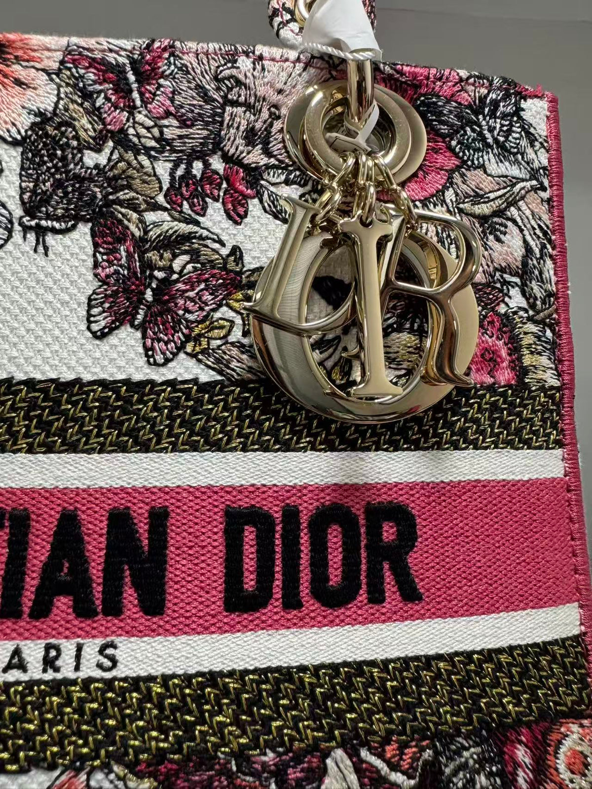 Pre-owned Certified Dior Lady D-Lite Medium Butterfly Floral Embroidered Canvas with Light Golden Hardware, 2021, w/ dust bag, strap