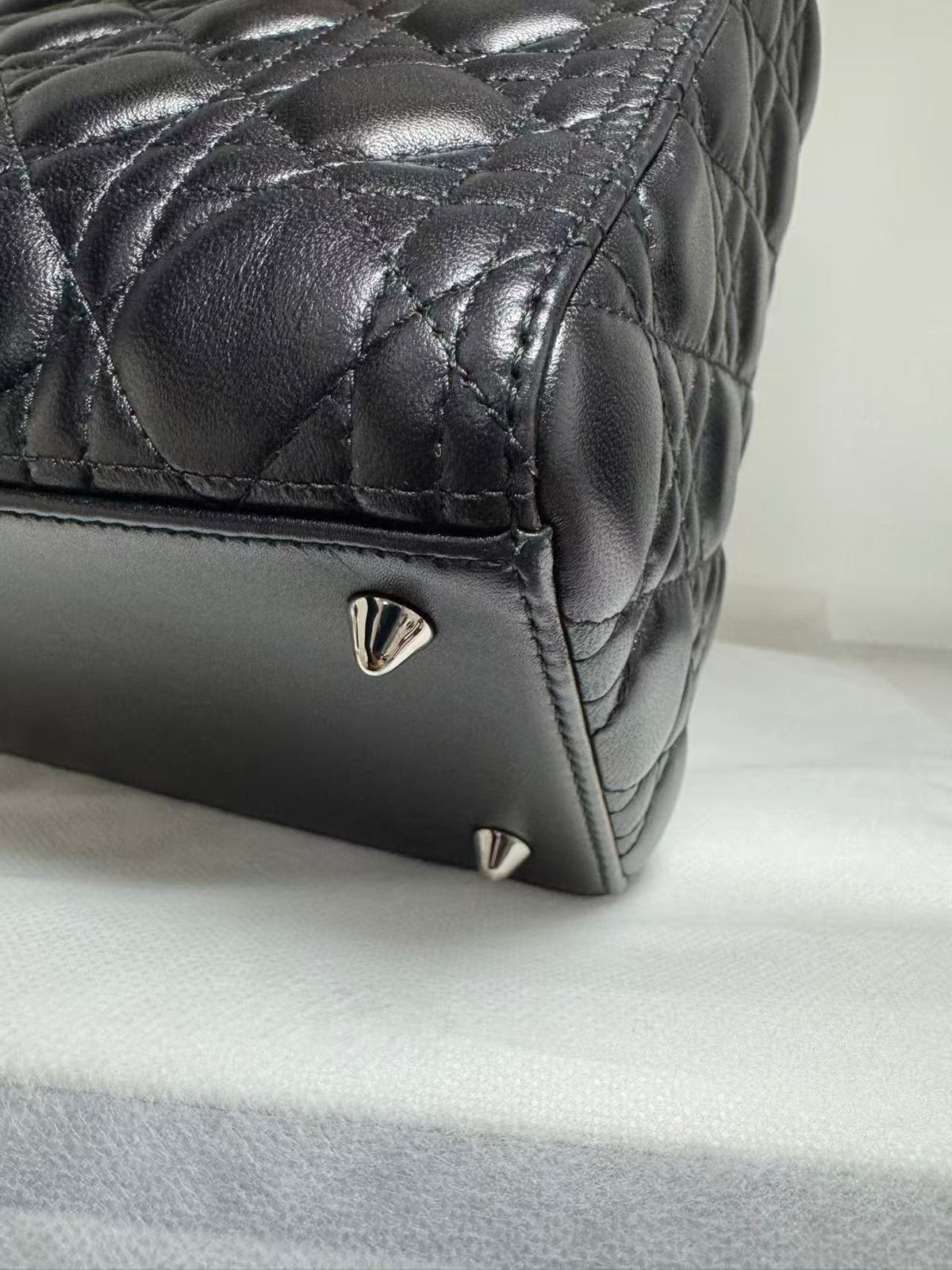 Pre-owned Certified Dior Medium Lady Dior Black Cannage Quilted Lambskin with Shiny Black Hardware, 2022, w/ Dior dust bag, leather strap