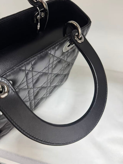 Pre-owned Certified Dior Medium Lady Dior Black Cannage Quilted Lambskin with Shiny Black Hardware, 2022, w/ Dior dust bag, leather strap