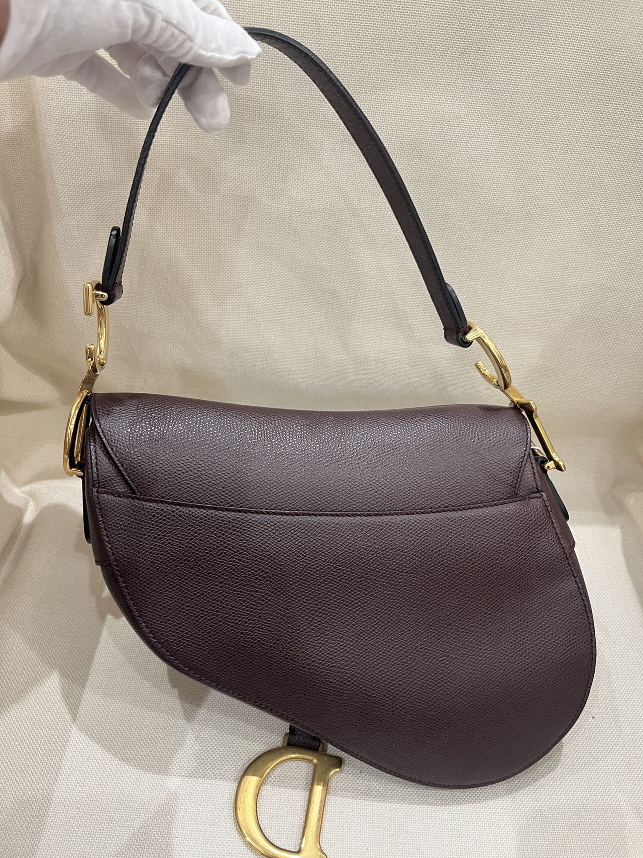 Pre-owned Certified Dior Saddle in Burgundy Brown Grained Calfskin with Golden Hardware, 2018, w/ dust bag, Dior canvas strap