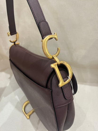Pre-owned Certified Dior Saddle in Burgundy Brown Grained Calfskin with Golden Hardware, 2018, w/ dust bag, Dior canvas strap