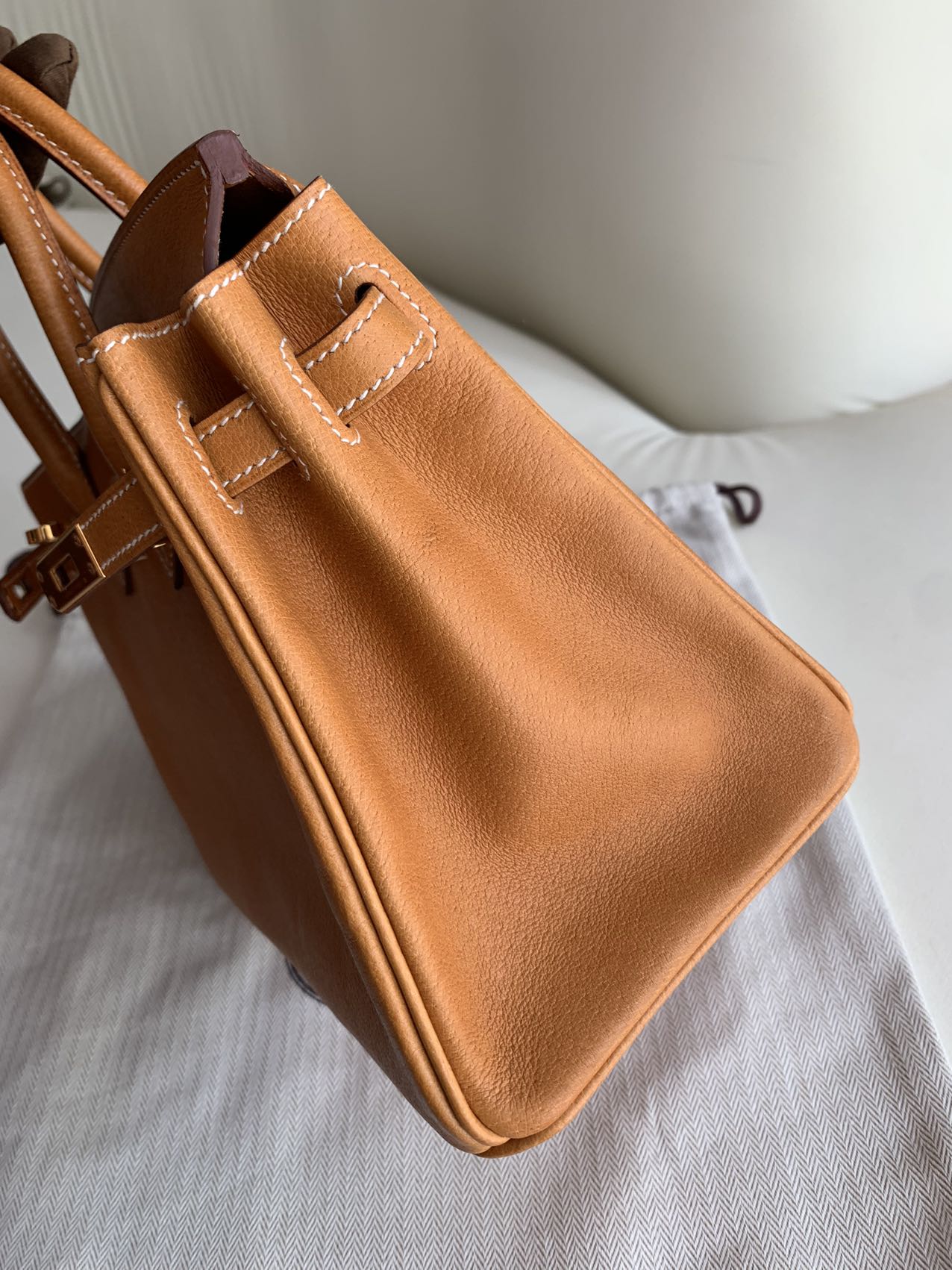 Pre-owned Certified Hermes Birkin 25 in 1H Toffee Peau Porc Pigskin with Golden Hardware, 2022, w/ Full Set