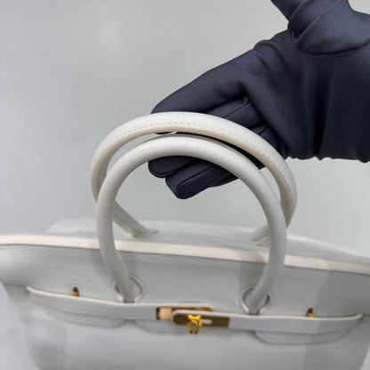 Pre-owned Certified Hermes Birkin 35 in Blanc Togo Leather with Golden Hardware, 2011, w/ lock & key, dust bag