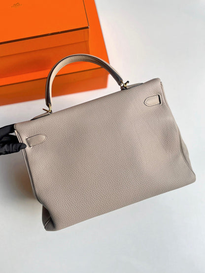 Pre-owned Certified Hermes Kelly 35 Retourne 81 Gris Tourterelle Togo with Golden Hardware, 2015 (T), w/ dust bag, lock&key, strap