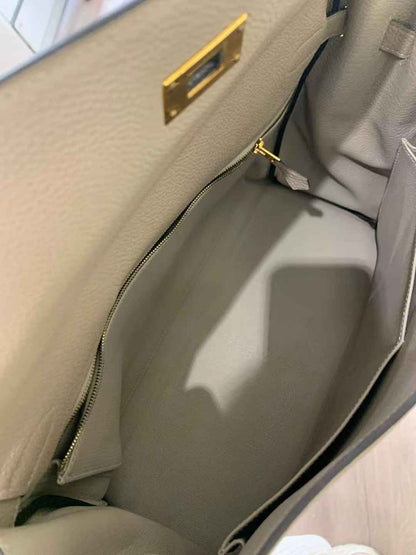 Pre-owned Certified Hermes Kelly 35 Retourne 81 Gris Tourterelle Togo with Golden Hardware, 2015 (T), w/ dust bag, lock&key, strap