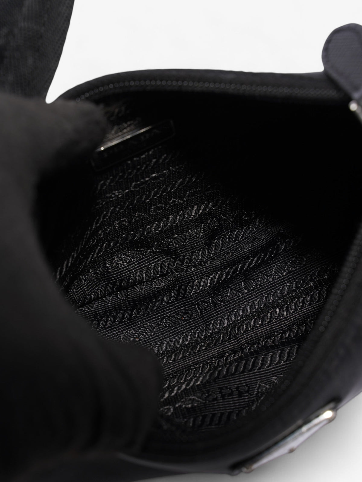 Prada Re-Edition 2000 Black Nylon