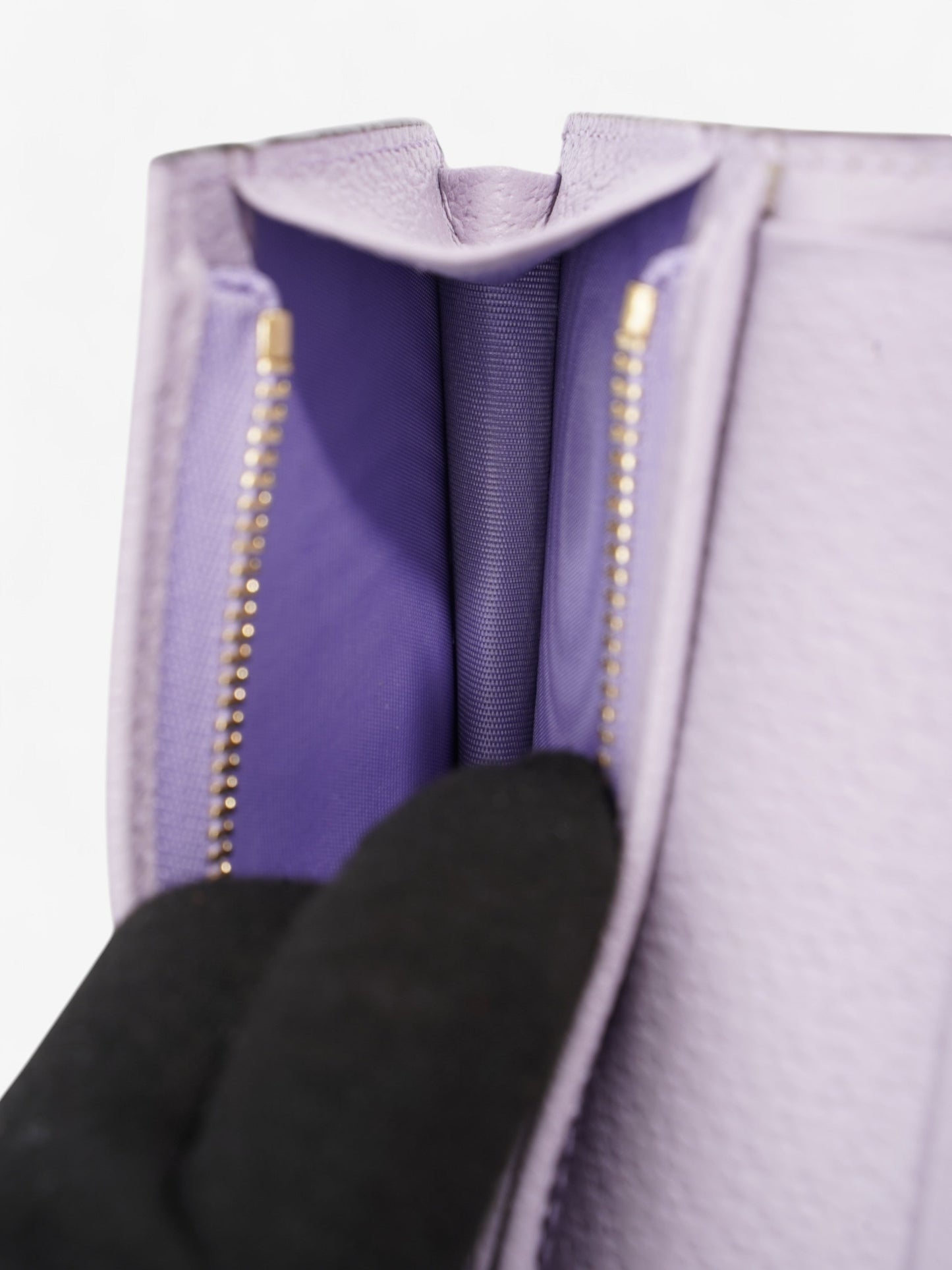 Gucci Jumbo GG Bi-Fold Wallet Lavender Canvas