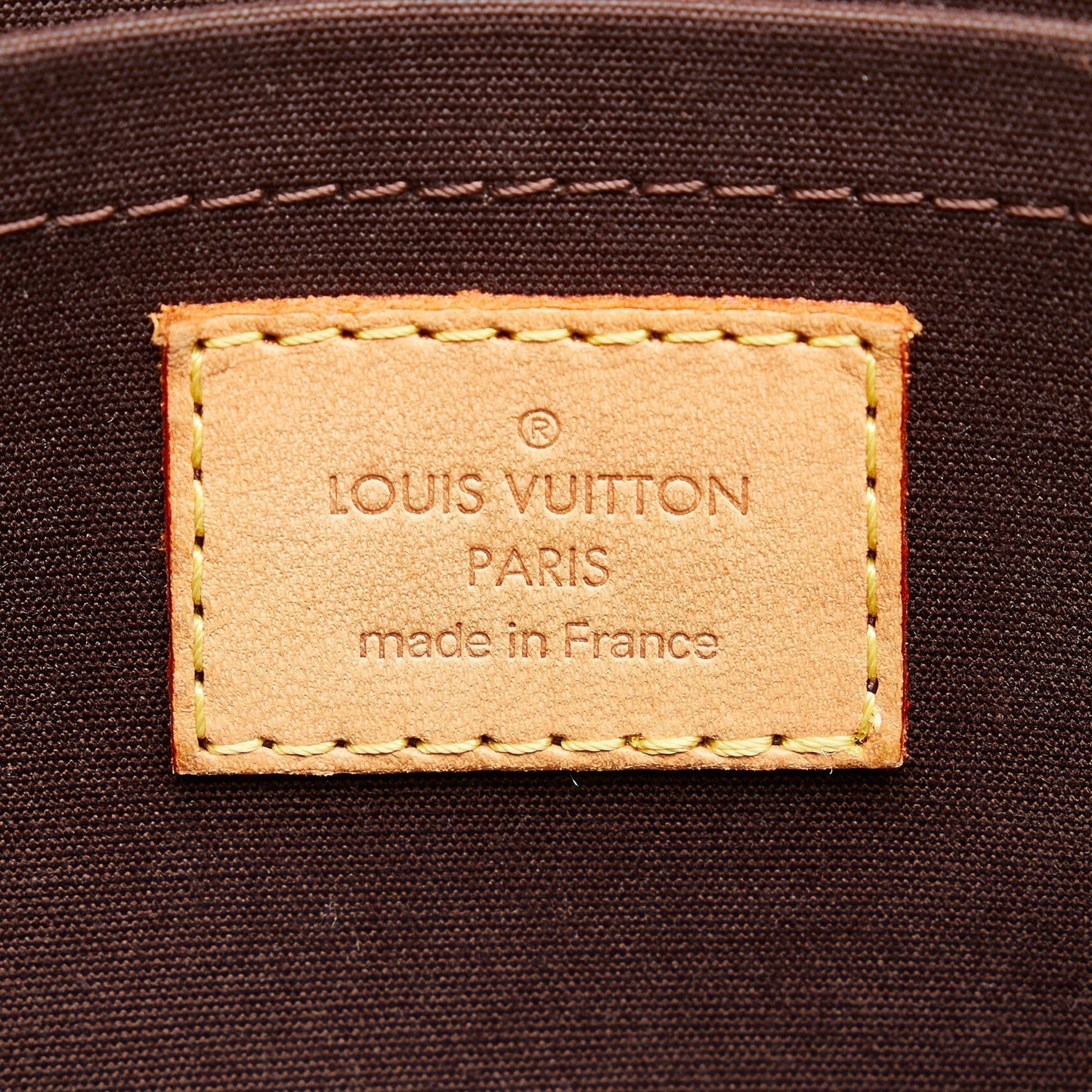 LOUIS VUITTON Monogram Vernis Rosewood Avenue Shoulder Bag