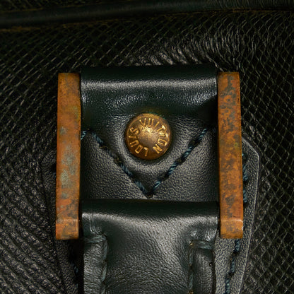 LOUIS VUITTON Taiga Kendall GM Green