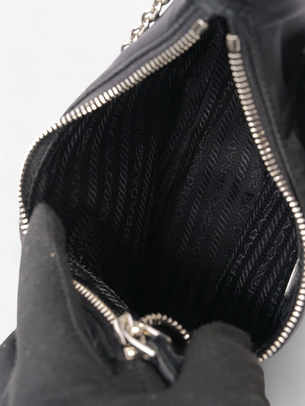 Prada Re-Edition 2005 Black Re Nylon