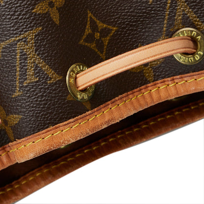 LOUIS VUITTON Monogram Petit Noe Bucket Bag