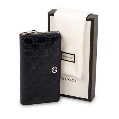 Gucci Signature GG Zip around wallet