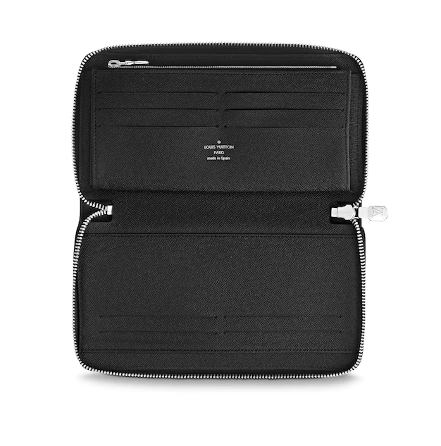 Louis Vuitton Zippy Organizer Taiga Leather