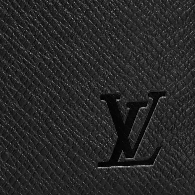Louis Vuitton Zippy Organizer Taiga Leather Black