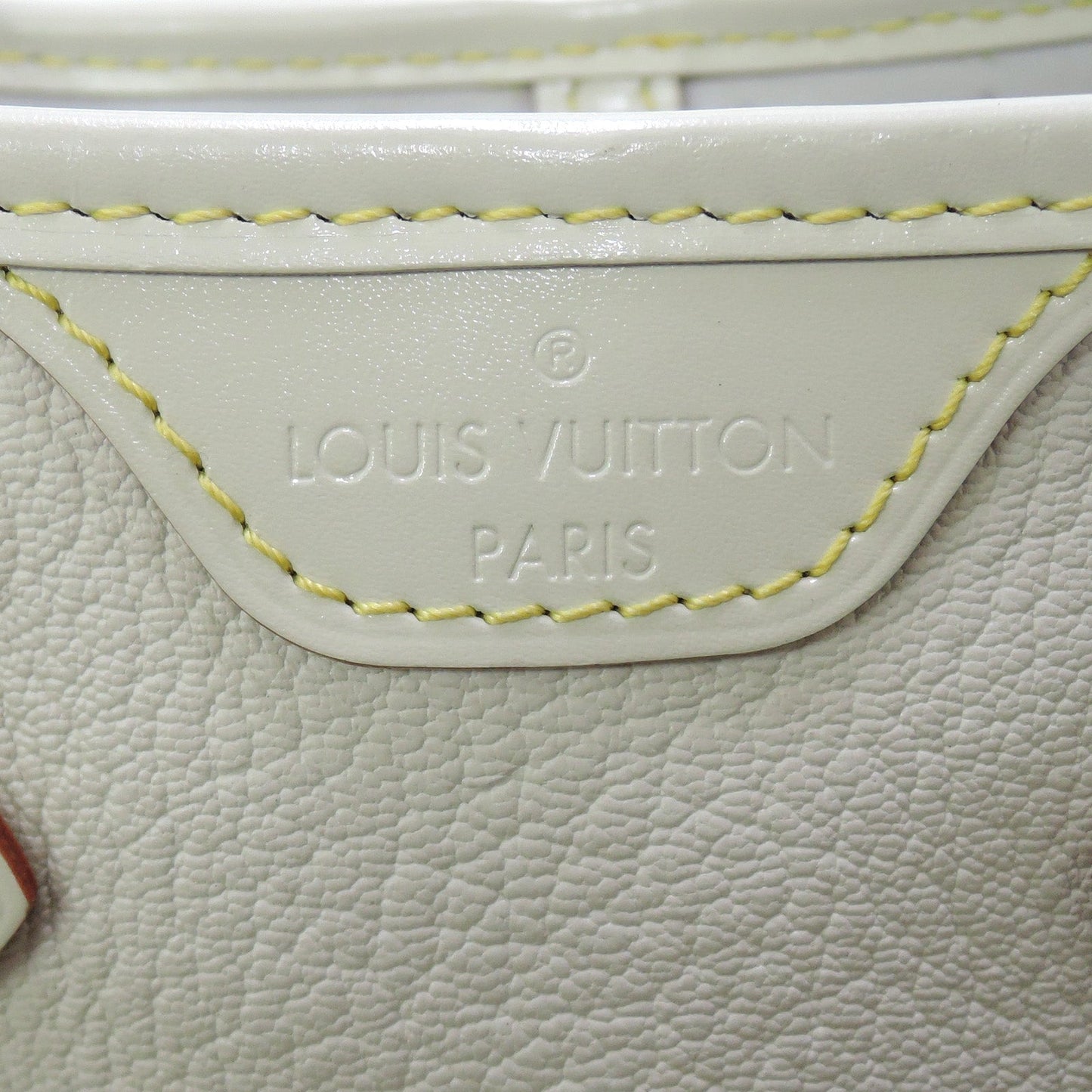 Louis Vuitton Le Majestueux White Suhali
