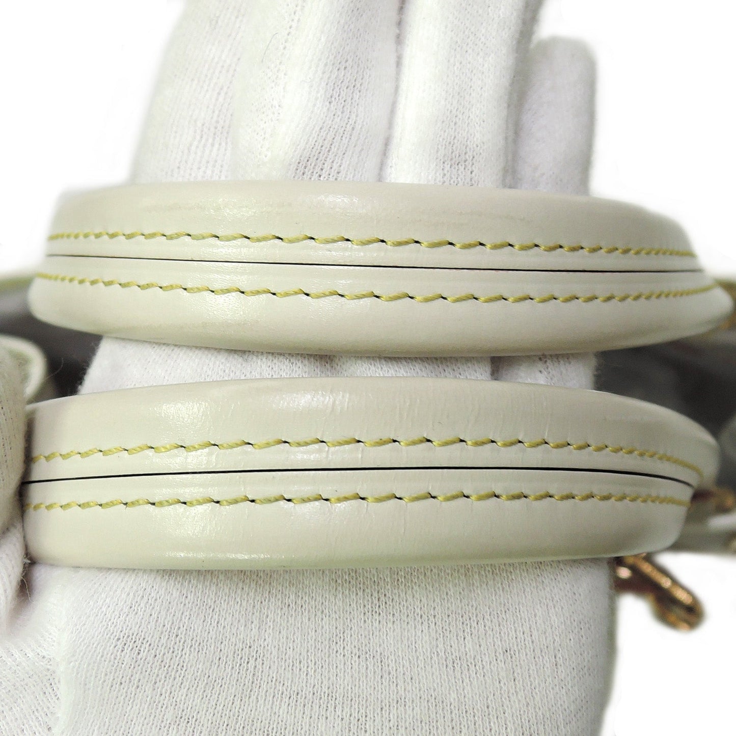 Louis Vuitton Le Majestueux White Suhali