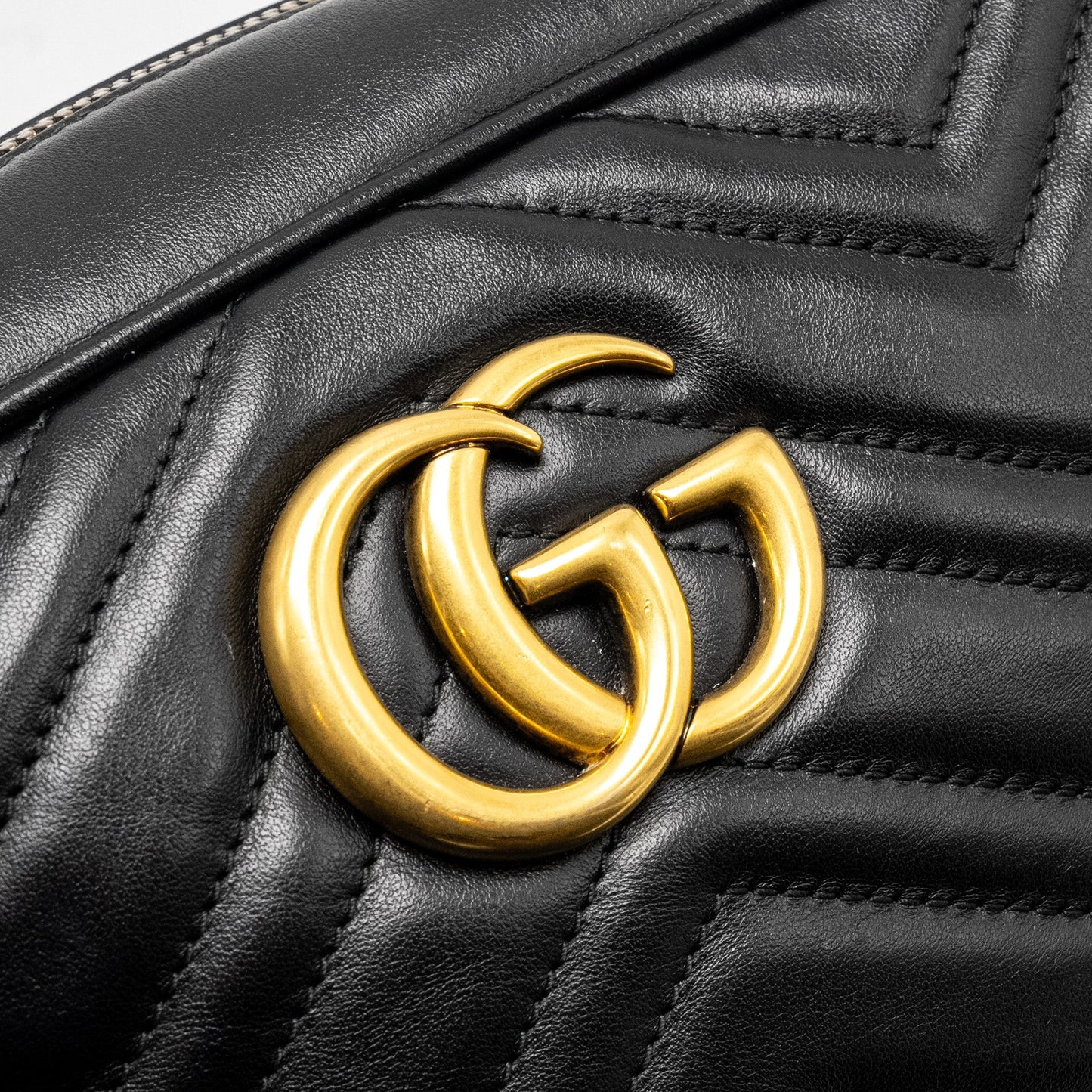 Gucci Marmont Camera Bag Calfskin Black