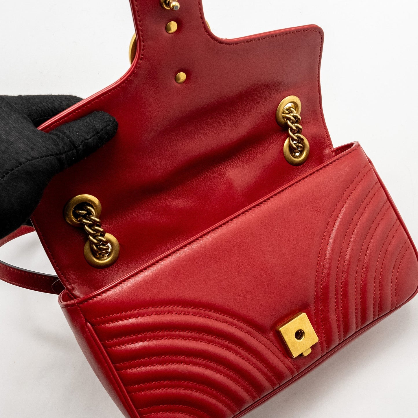 Gucci Small GG Marmont Bag Calfskin Red Brushed