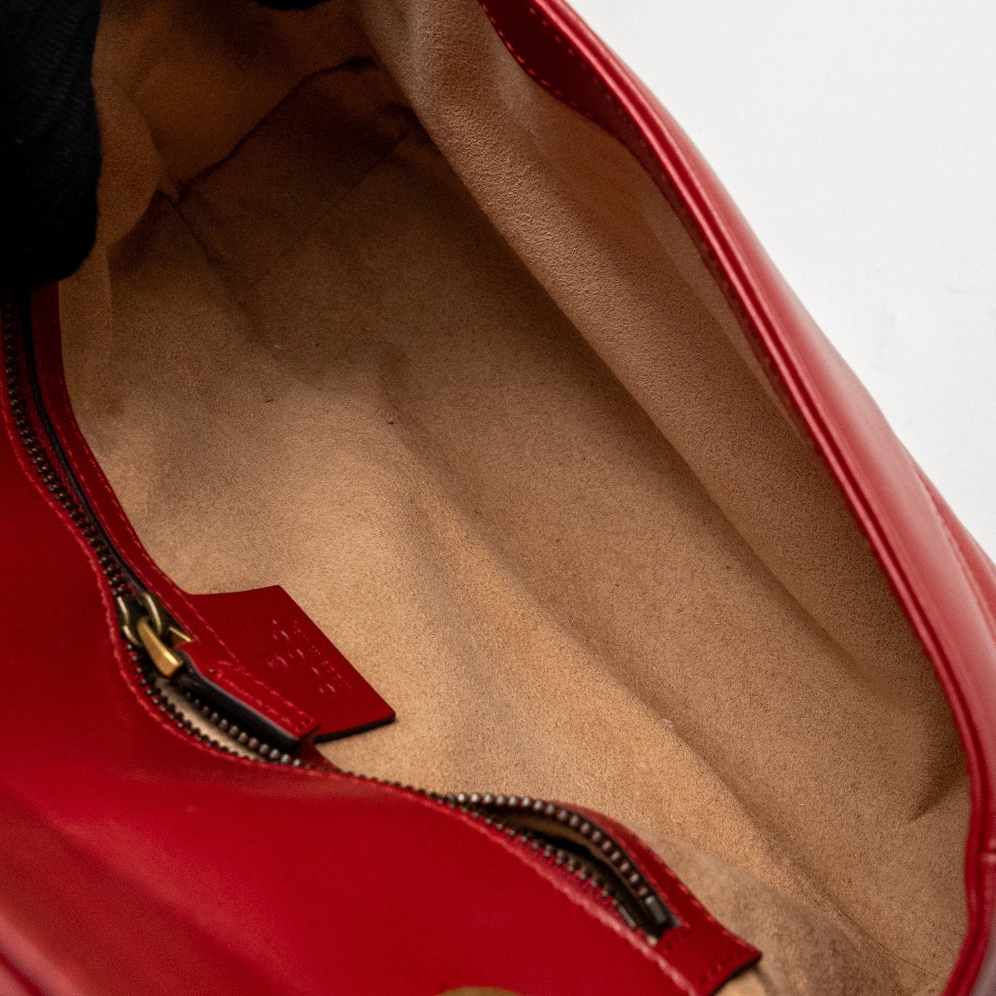 Gucci Small GG Marmont Bag Calfskin Red Brushed