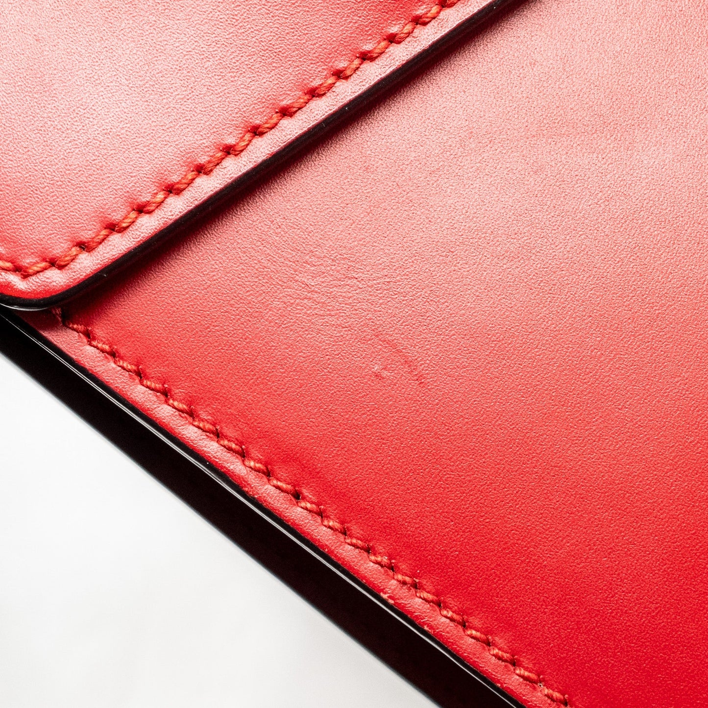 Gucci Top Handle Mini Sylvie calfskin red