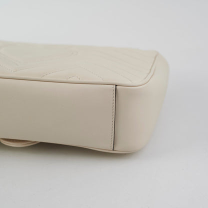 Gucci Marmont Medium Ivory