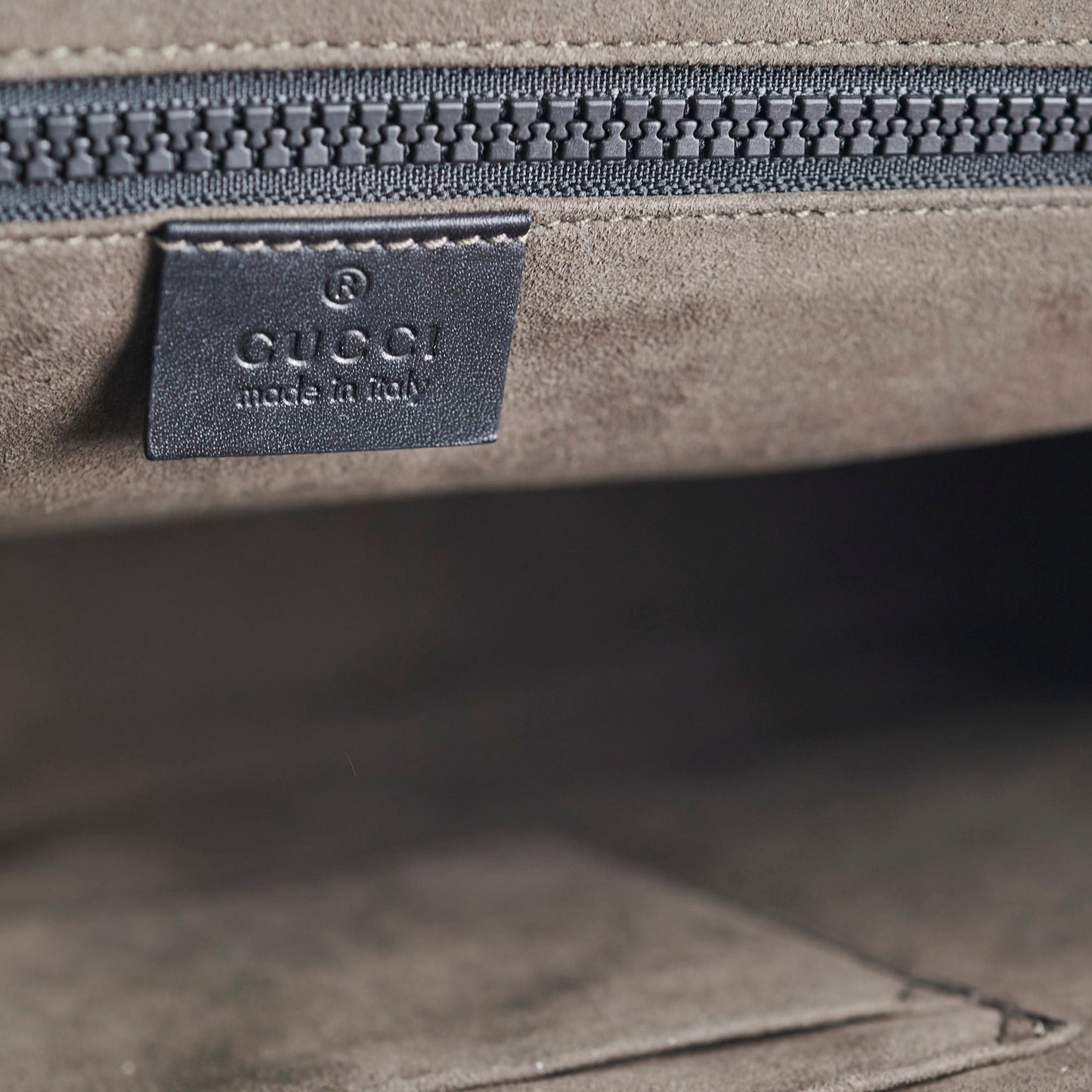 Gucci GG Surpreme Monogram Messenger Bag