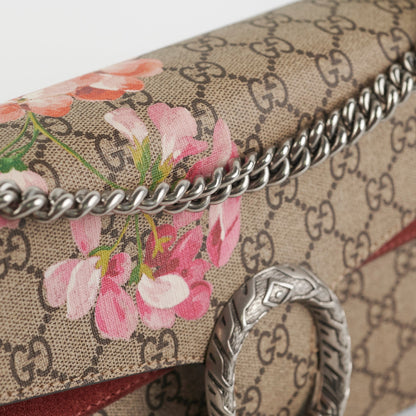 Gucci Dionysus GG Supreme Blooms Bag
