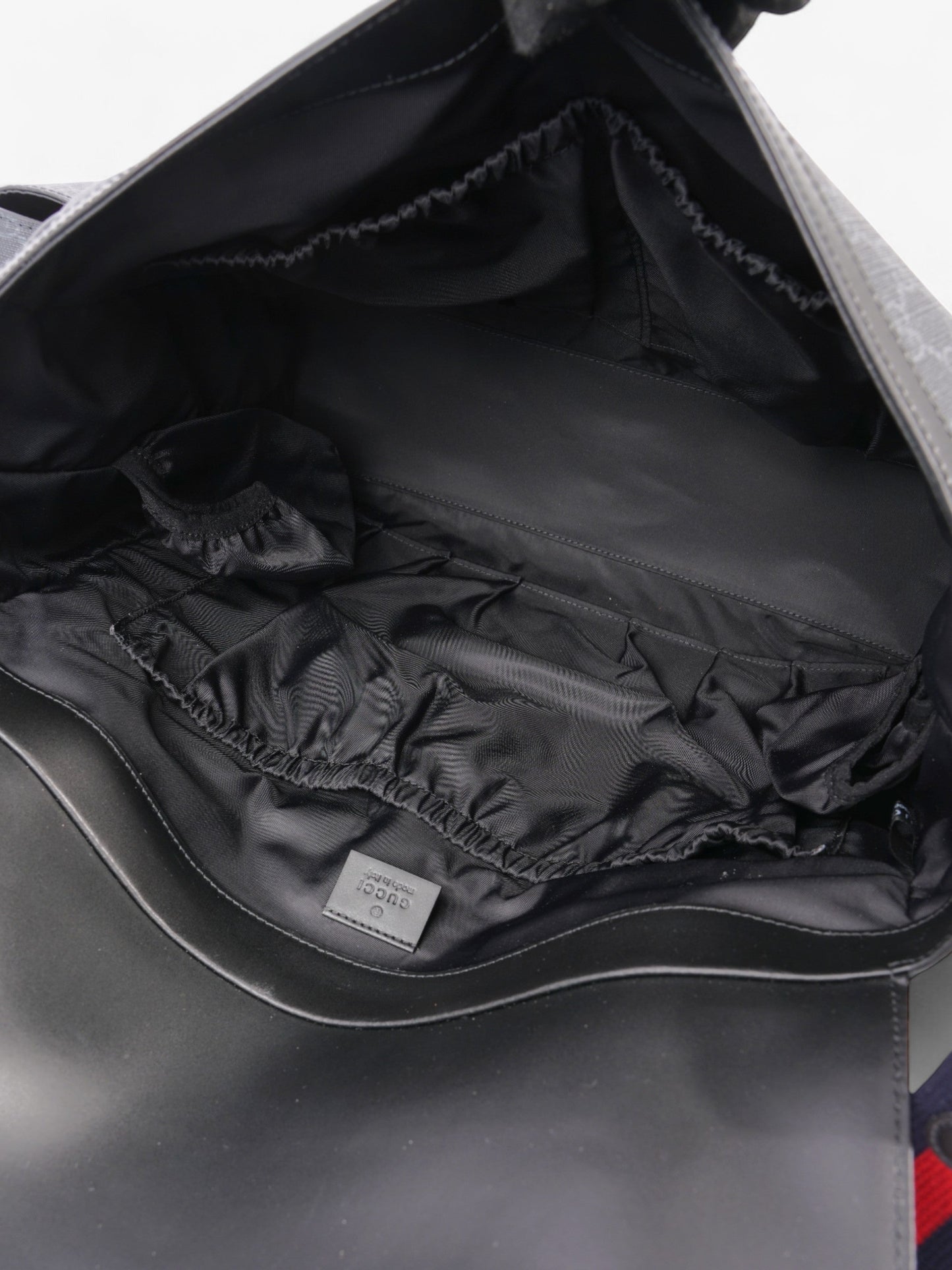 Gucci GG Diaper Bag GG Supreme / Black Coated Canvas Medium