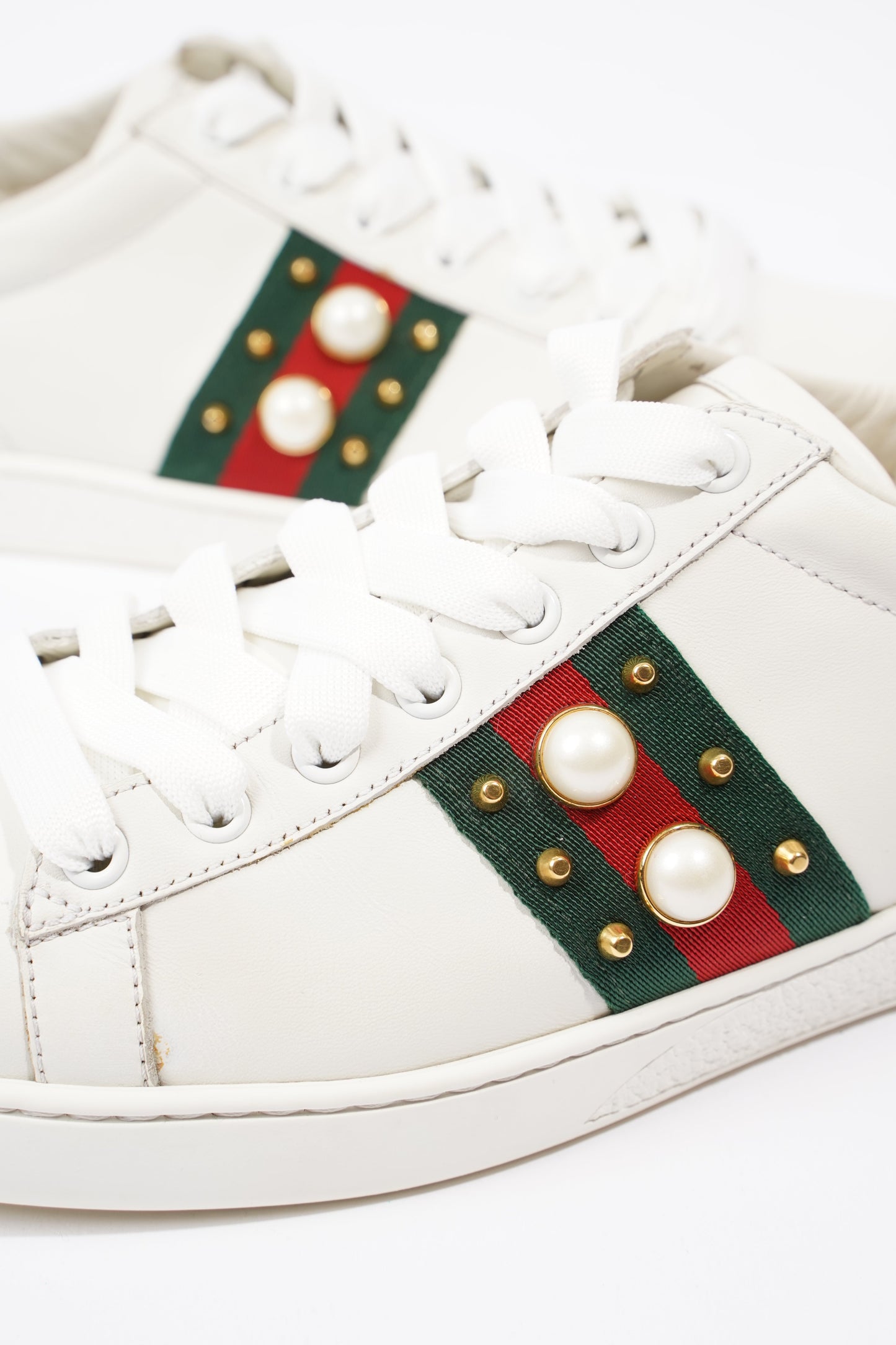 Gucci Ace Studded  White  / Green / Red Leather EU 39 UK 6