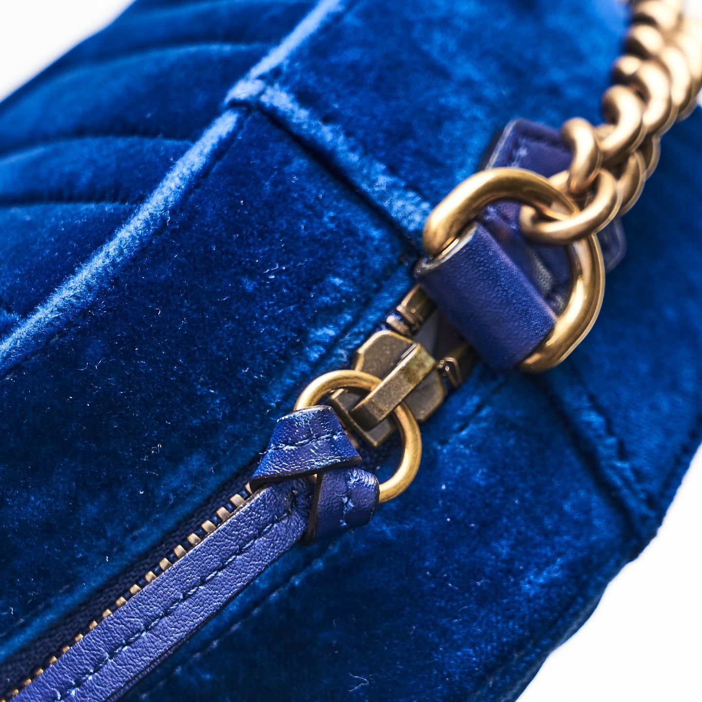 Gucci GG Marmont VeLouis Vuittonet Crossbody