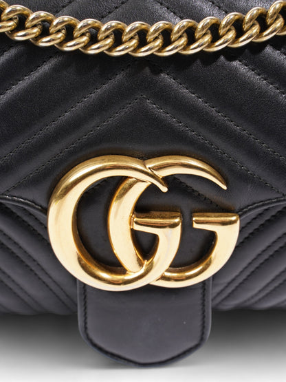 Gucci GG Marmont Black Matelasse Leather Medium