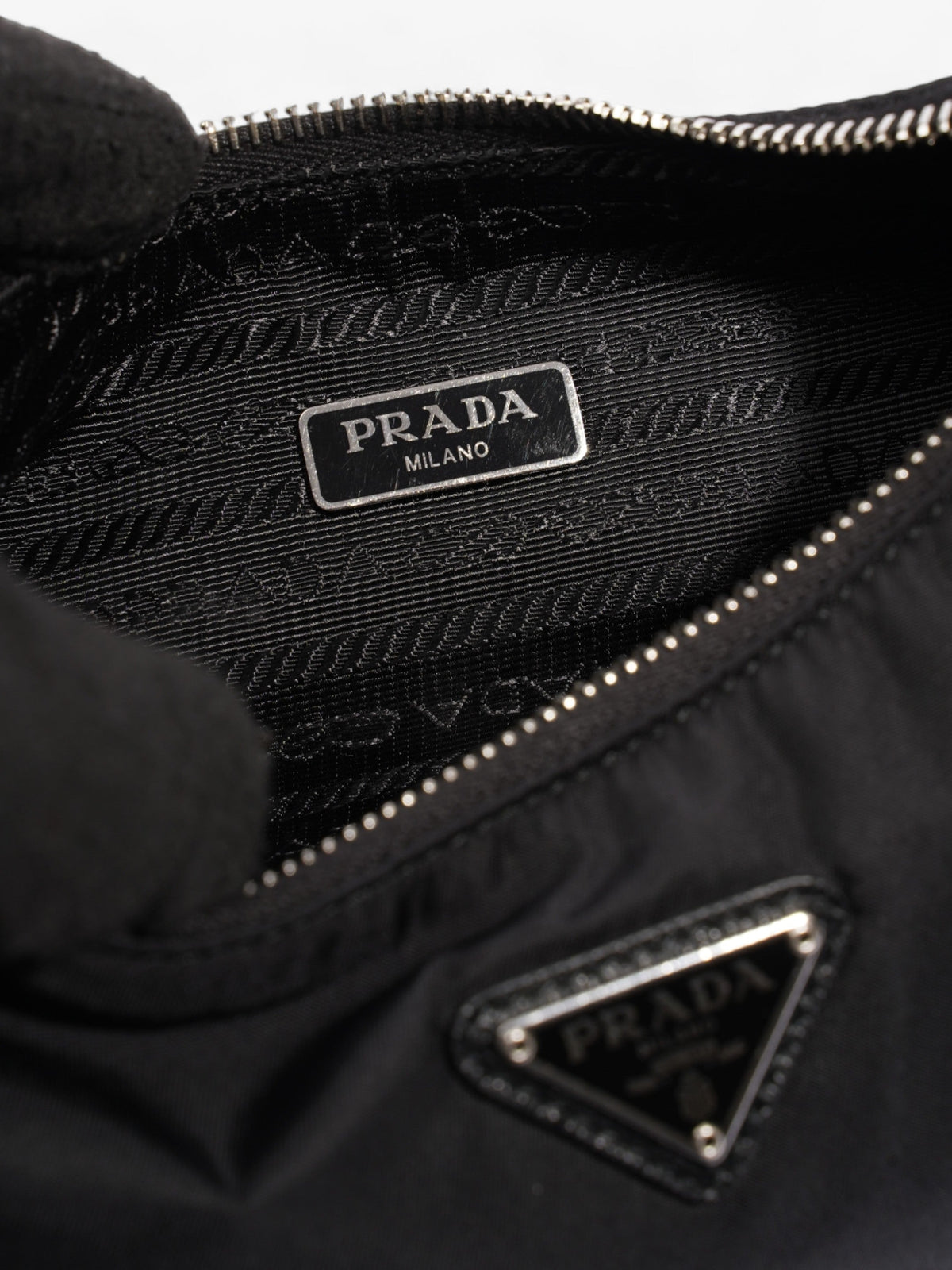 Prada Re-Edition 2005 Black Re Nylon