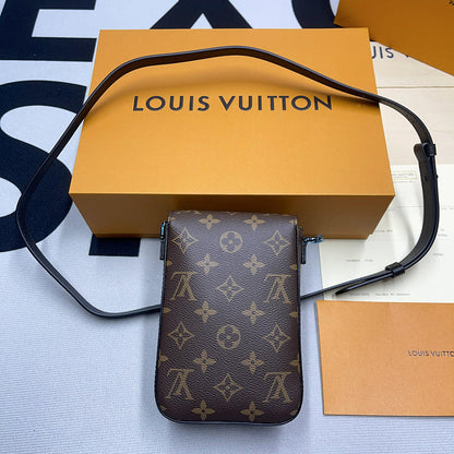 Franco Shops - Louis Vuittons  - 9924