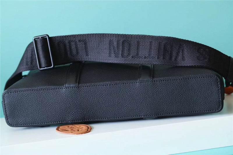 Franco Shops - Louis Vuittons  - 9812
