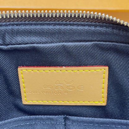 Franco Shops - Louis Vuittons  - 10055