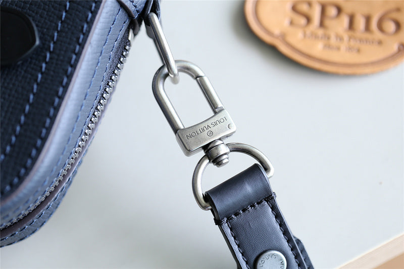 Franco Shops - Louis Vuittons  - 9870