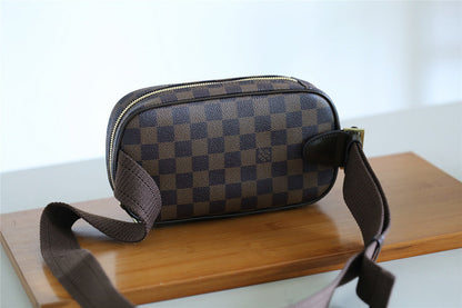 Franco Shops - Louis Vuittons  - 9392